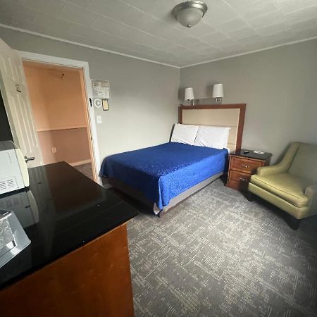 Vacationland Inn & Suites Brewer Buitenkant foto