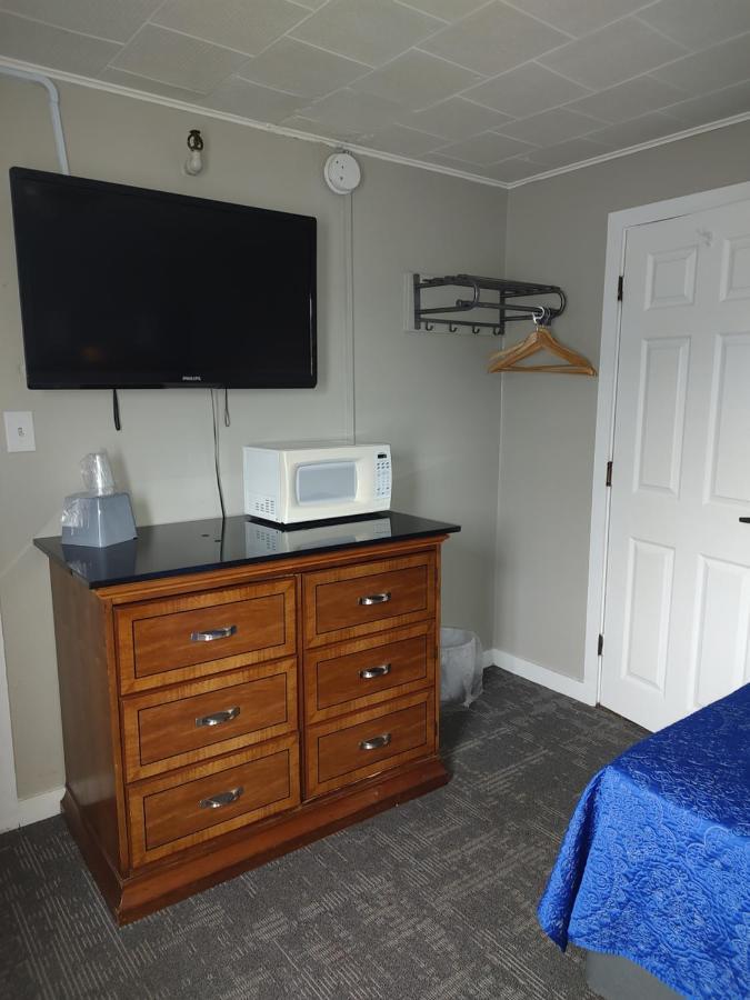 Vacationland Inn & Suites Brewer Buitenkant foto